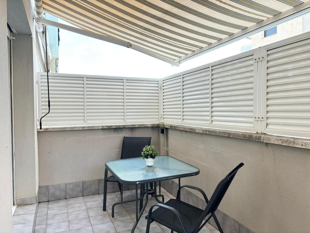 Appartement Flores - Familias - Parejas - Parking - Piscina Lloret de Mar