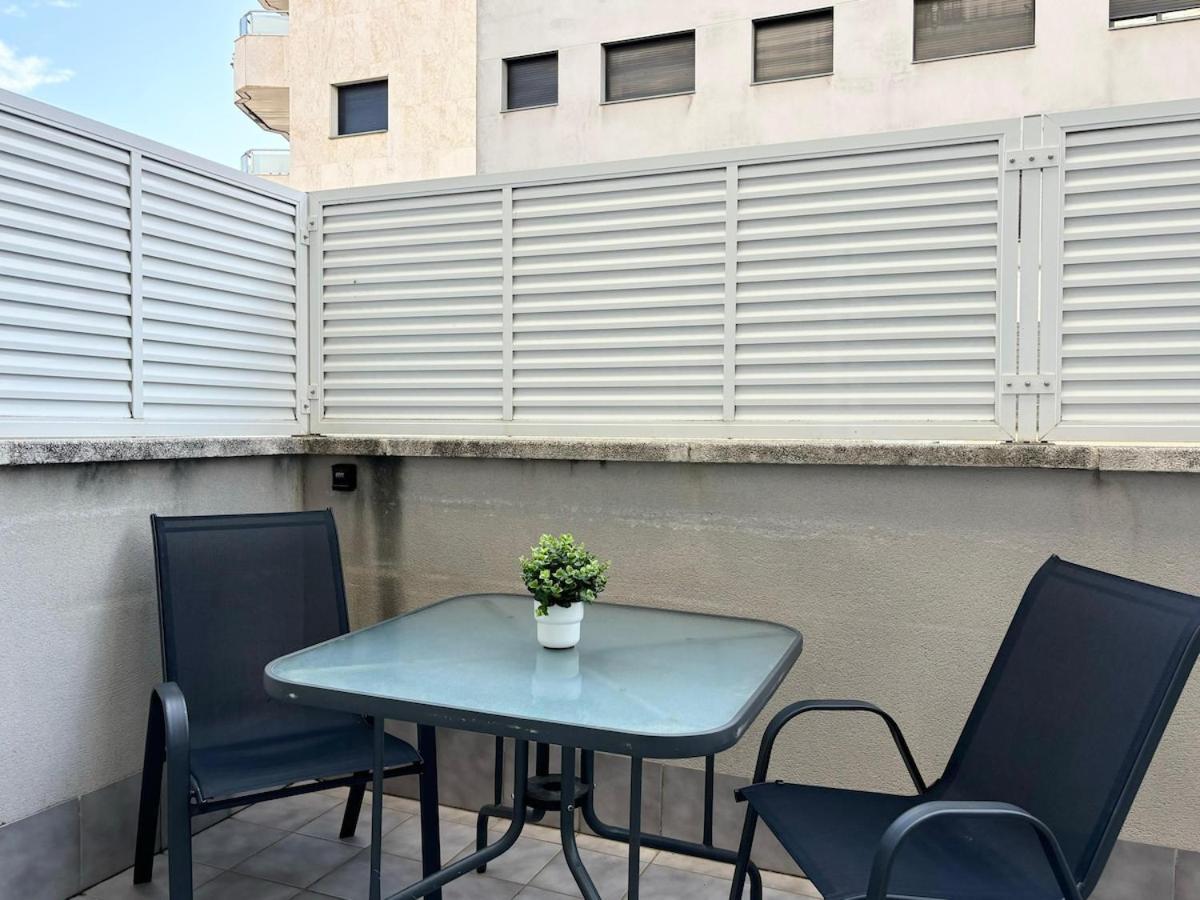 Flores - Familias - Parejas - Parking - Piscina *
